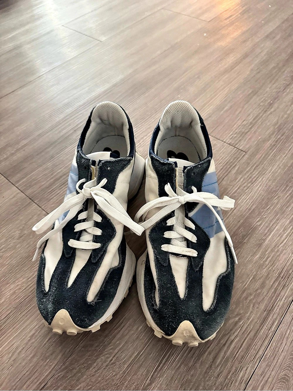 New Balance 327 Navy Light Blue Sneakers
